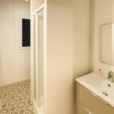 T2 Confortable Et Bien Agence Dans Un Cadre Calme - 417 2 *